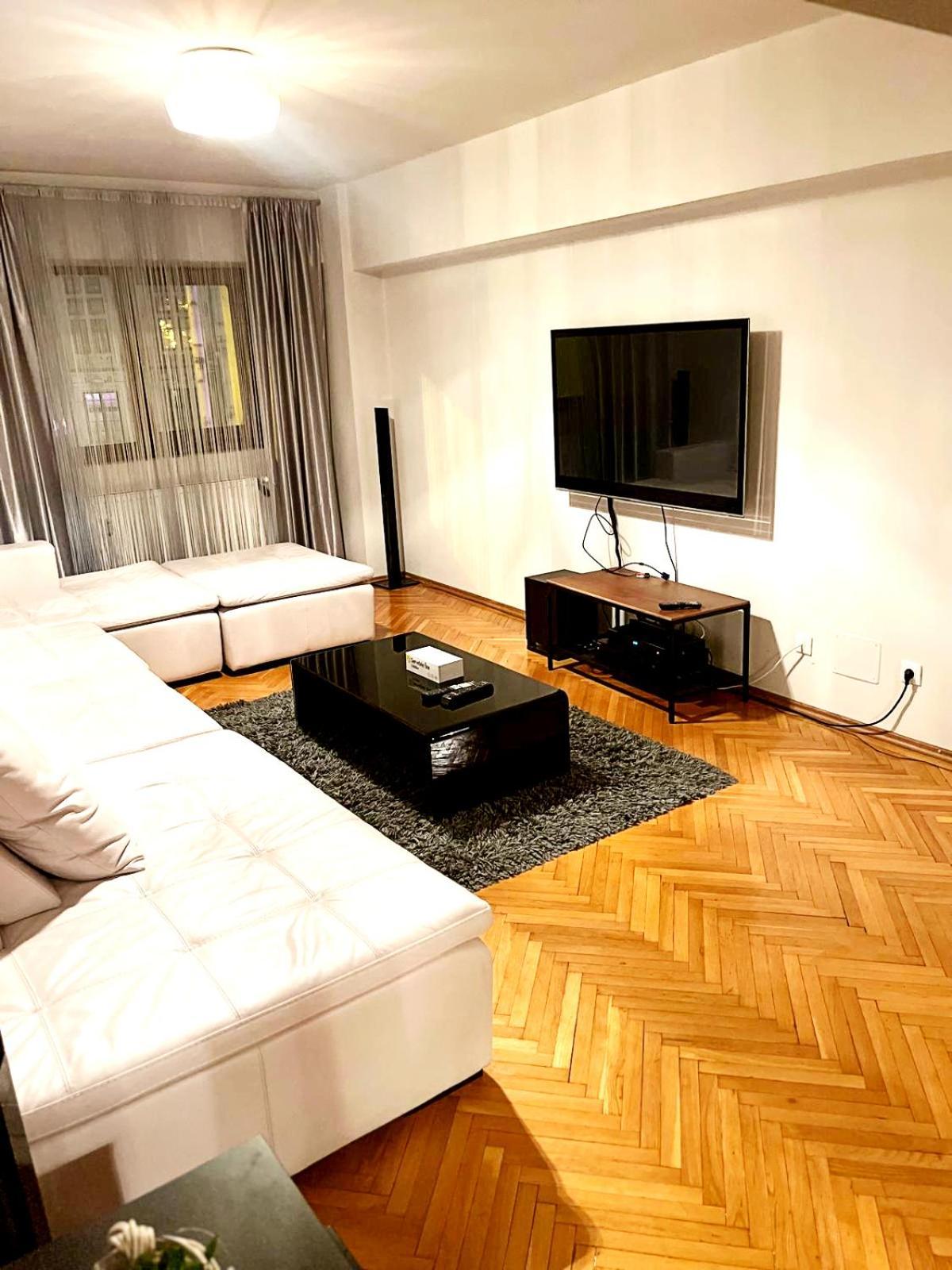 Romana 100 Sqm Deluxe Apartament Bucarest Esterno foto